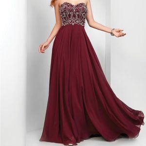 NWT Prom or bridesmaid Dress